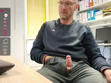 Bi_French69 Chaturbate stream image from January 30, 2026