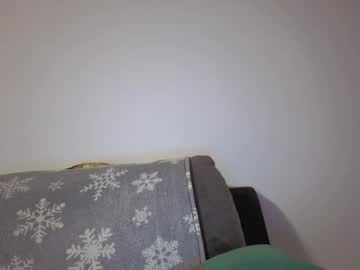 Rayann27 Chaturbate stream image from January 30, 2026
