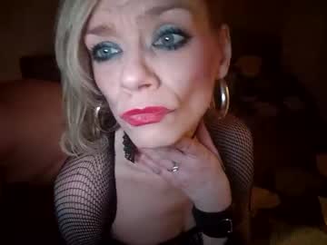 Ehchocholova Chaturbate stream image from January 30, 2026