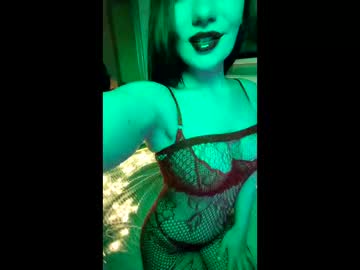 Hellanonsetx Chaturbate stream image from January 30, 2026