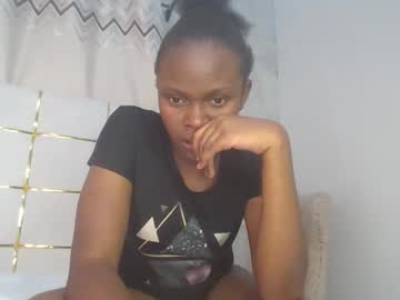 Phoebe015 Chaturbate stream image from January 30, 2026