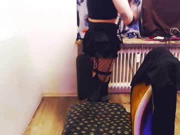 Sailorbloom Chaturbate stream image from January 31, 2026