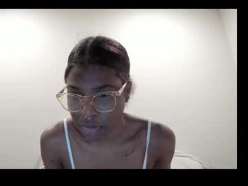 Chocolate_Luv222 Chaturbate stream image from January 31, 2026
