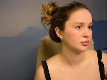 Fairyilona Chaturbate stream image from January 31, 2026
