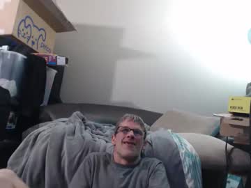 Crownbomb123 Chaturbate stream image from January 31, 2026