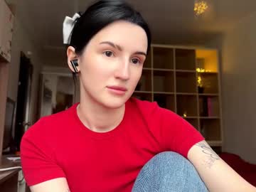 Tashiahuehn Chaturbate stream image from January 31, 2026