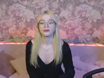 Cutegirljj Chaturbate stream image from January 31, 2026