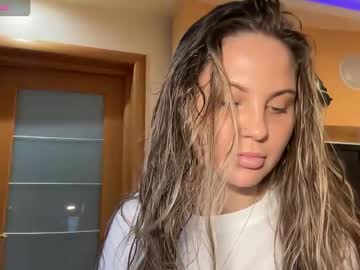 Evahazardd Chaturbate stream image from January 31, 2026