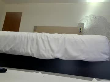 Escache Chaturbate stream image from January 31, 2026