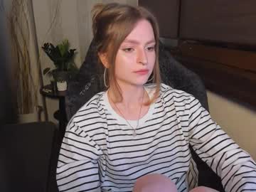 Mollydangerous Chaturbate stream image from January 31, 2026