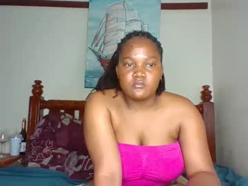 Annetrixy Chaturbate stream image from January 31, 2026