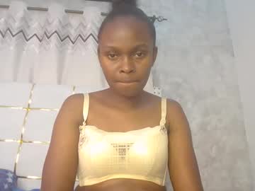 Phoebe015 Chaturbate stream image from January 31, 2026