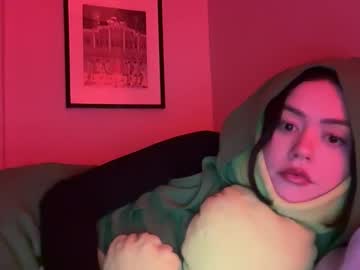 Littlesugarpea Chaturbate stream image from January 31, 2026