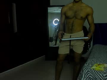 Dustyn__Michelle Chaturbate stream image from February 01, 2026