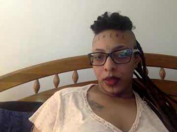 Mistresschiiirp Chaturbate stream image from February 01, 2026