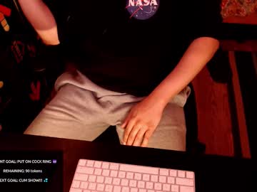 Iamhankanon Chaturbate stream image from February 01, 2026