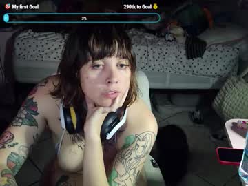 Lunarqueen420 Chaturbate stream image from February 01, 2026