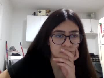Jordynrey Chaturbate stream image from February 01, 2026
