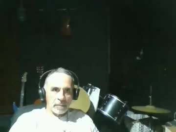 Rubervamdosanjos Chaturbate stream image from February 01, 2026
