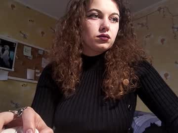 Serafinayurick Chaturbate stream image from February 01, 2026