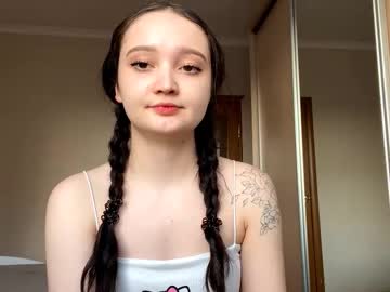 Carminaengelkes Chaturbate stream image from February 01, 2026