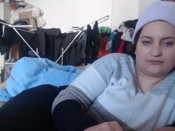 Flowerlauren stream image from February 01, 2026