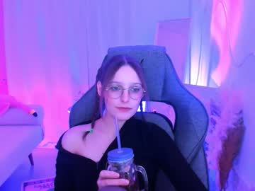 Jenniferkiim Chaturbate stream image from February 01, 2026