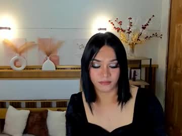 Selenadeleon Chaturbate stream image from February 01, 2026