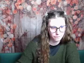 Lilianashine Chaturbate stream image from February 01, 2026