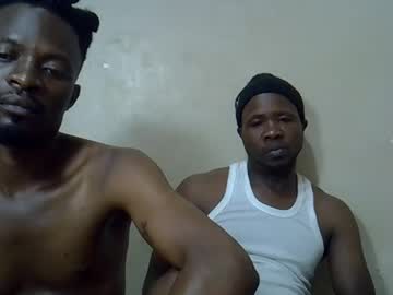 Raininguyz Chaturbate stream image from February 01, 2026
