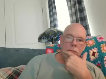 Davesfun2 Chaturbate stream image from February 01, 2026
