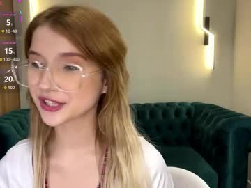 Ulalittlepage Chaturbate stream image from February 01, 2026
