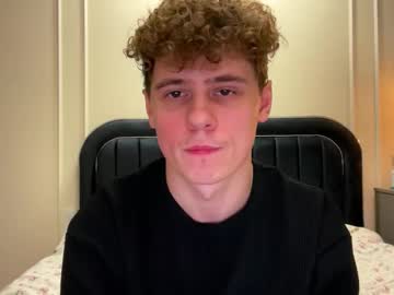 Tyler_Garnerr Chaturbate stream image from February 01, 2026