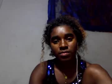 Louane98 Chaturbate stream image from February 01, 2026