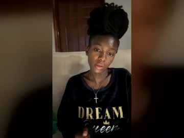 Petite_Divah254 Chaturbate stream image from February 01, 2026