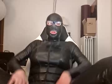 Joanesxfree Chaturbate stream image from February 01, 2026