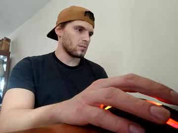 Addmykikstrider2337 Chaturbate stream image from February 01, 2026