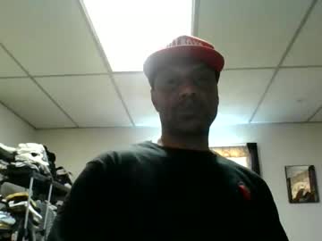 Kayleekakesnslim Chaturbate stream image from February 01, 2026