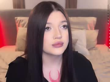 Moonrenata Chaturbate stream image from February 01, 2026