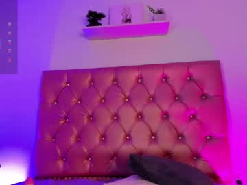 Sara_Oss Chaturbate stream image from February 01, 2026