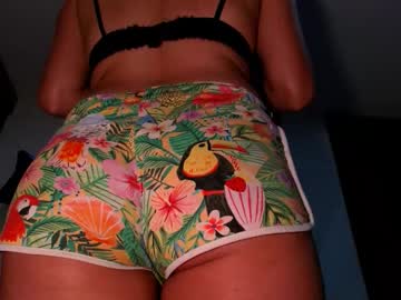 Leanaalhub Chaturbate stream image from February 01, 2026