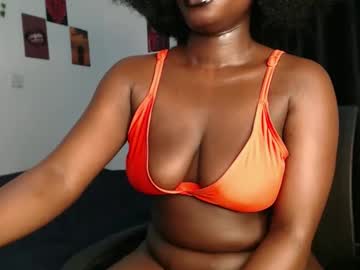 Hotcurvykeisha Chaturbate stream image from February 02, 2026