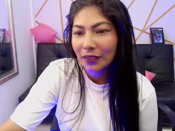 Yvanna__Smith Chaturbate stream image from February 02, 2026