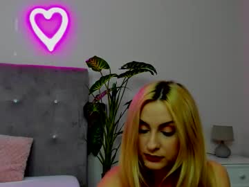 Helenceccile Chaturbate stream image from February 02, 2026
