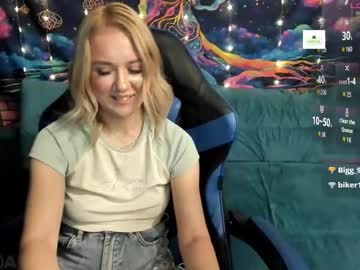 Dances_Queen Chaturbate stream image from February 02, 2026