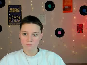 Emi_Fade Chaturbate stream image from February 02, 2026