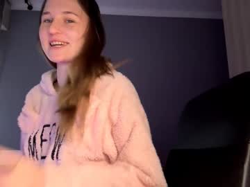 Jennellbulliner Chaturbate stream image from February 02, 2026