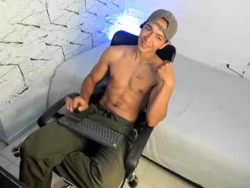 Jay_Aalvarez Chaturbate stream image from February 02, 2026