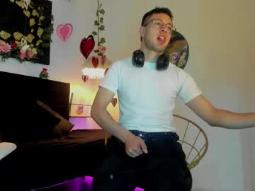 Cronos_Latin Chaturbate stream image from February 02, 2026