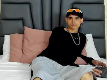 Dominic_Foox Chaturbate stream image from February 02, 2026